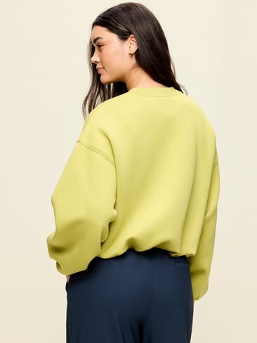 Old Navy Bounce Fleece Bubble-Hem Sweatshirt - Marshy Grass in Kuwait