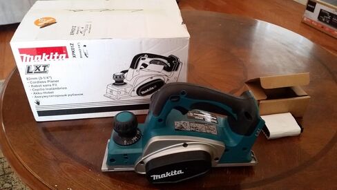 Makita XPK01Z 18V LXT Lithium-Ion Cordless 3-1/4-Inch Planer, Tool Only in Kuwait