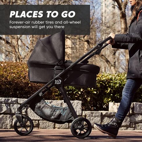 Baby Jogger City Mini GT2 All-Terrain Stroller Black Complete with Adjustable Handlebar Hand-Operated Parking Brake and car seat Adapter in Kuwait