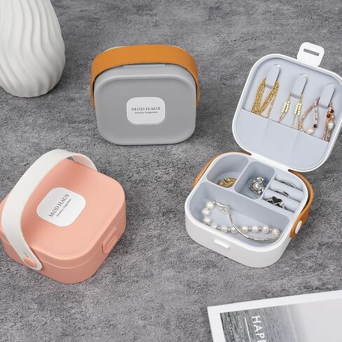 Small Travel Jewelry Case for Women, Travel Essential Jewelry Organizer, jewelry storage box for Earrings, Necklaces, Rings, Bracelets for home and travelling, Multiple use (Grey) in Saudi Arabia