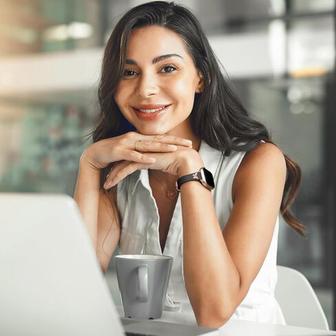 Adorve سوار جلدي نحيف متوافق مع أساور ساعة Apple للنساء 40 مم 41 مم 38 مم 42 مم 44 مم 45 مم، سوار من الجلد الناعم الأصلي المحبب مع سحر لأساور iWatch النسائية سلسلة SE 9 8 7 6 5 4 3 2 1 in Kuwait