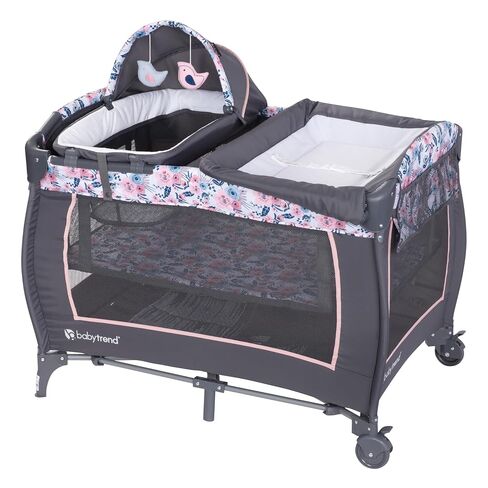 Baby Trend Lil' Snooze Deluxe II Nursery Center, Twinkle Twinkle Little Moon in Kuwait