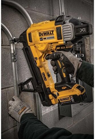 Dewalt 20V Max Cordless Concrete Nailer Kit in Kuwait