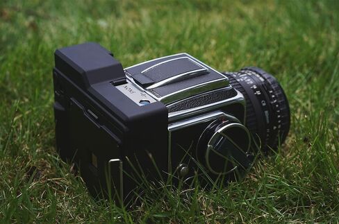 NONS Instant Back H1 - Instant Camera Back Compatible with Square Films for Hasselblad 500, 501, 503, 1000, 2000, SWC and PME in Kuwait