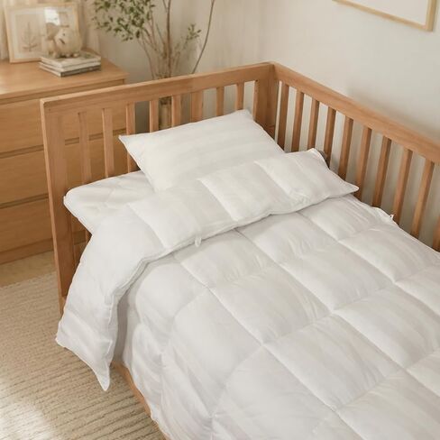 zzlamb Bamboo Toddler Comforter,Lightweight All Season Down Alternative Baby Quilt,Soft Kids Blanket Duvet Insert for Cribs,Breathable 100% Bamboo Fibers Shell Machine Washable,39x47in White Strip in Kuwait