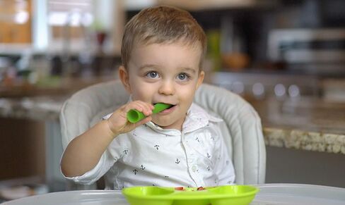 Olababy Advanced Feeding Set Fold N Go Silicone Baby Bib w Travel Case (Blueberry) in Kuwait