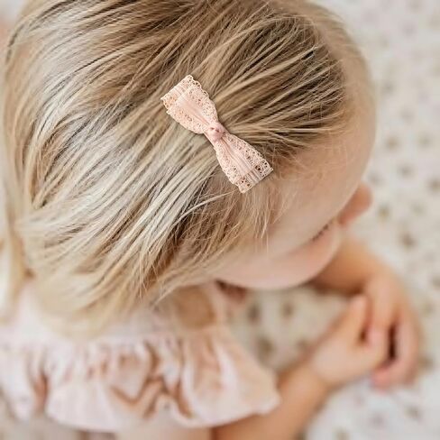 20-piece soft pink baby hair accessory set, featuring bowknots, heart shapes, and star patterns, fully lined anti-slip hair clips, suitable for fine hair, and snap-on hair clips for newborns in Kuwait