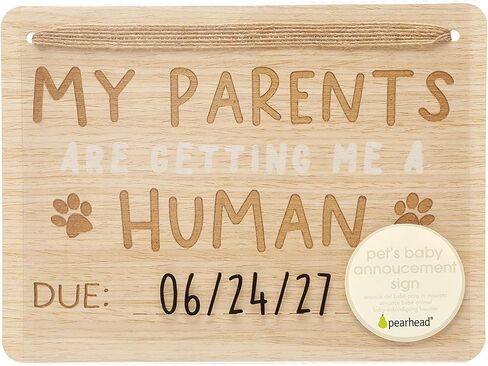Pearhead Wooden Pet Pregnancy Announcement Sign, Dog Photo Prop Board, Customizable Baby Arrival Reveal Keepsake Sign, Gift for Expecting Parents in Kuwait