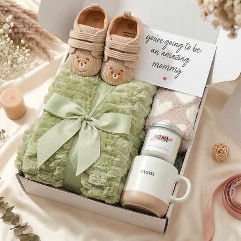 New Mom Gift Box Expecting Parents Gift New Baby Gift Set, Pregnancy Care Package, Neutral Newborn Basket in Kuwait