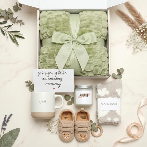 New Mom Gift Box Expecting Parents Gift New Baby Gift Set, Pregnancy Care Package, Neutral Newborn Basket in Kuwait