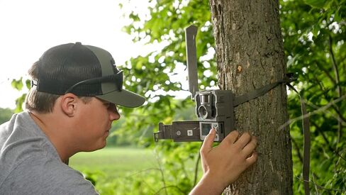 TACTACAM Reveal X PRO Cellular Trail Camera, Verizon and AT&T, NO Glow, Integrated GPS Tracking, Built in LCD Screen, HD Photo and HD Video (X-PRO) + Tree Mount in Kuwait