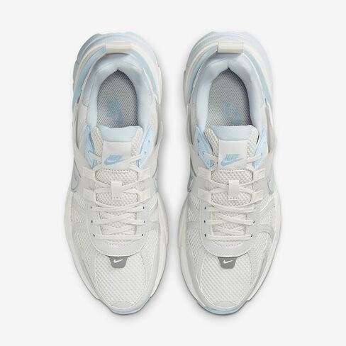 Nike V2K Run Women's Shoes (FD0736-009, Platinum Tint/Summit White/Light Smoke Grey/Platinum Tint) Size 11.5 in Kuwait