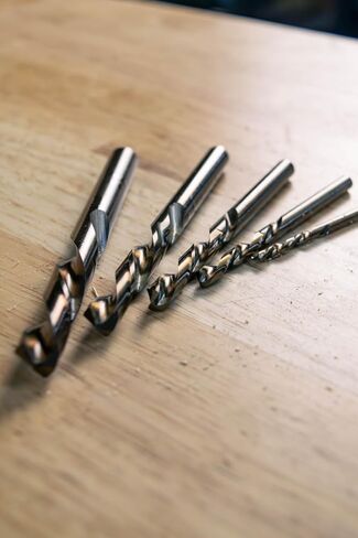 Century Drill & Tool 74105 Left Hand Drill Bit Set, 5 Piece | Straight shank, 135° point, cuts hard metals, steel & metal, 135° split point in Kuwait