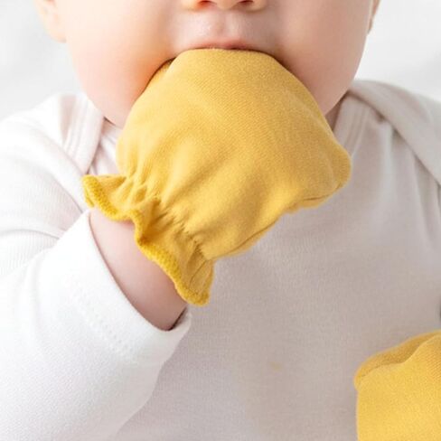 9 Pairs Baby Mittens No Scratch Newborn Infant Toddler Mittens Cotton Soft Glove Mitten for 0-6 Months Baby Boys Girls in Kuwait