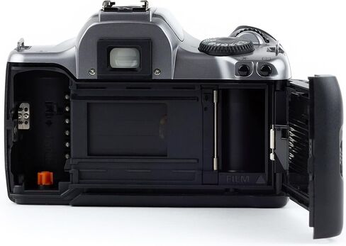 Canon EOS Rebel K2 SLR 35mm Film Camera with EF Canon Auto Focusing AF Lens. Automatic and custom shutter settings, EF mount system, color & B&W film option. (Renewed) in Kuwait