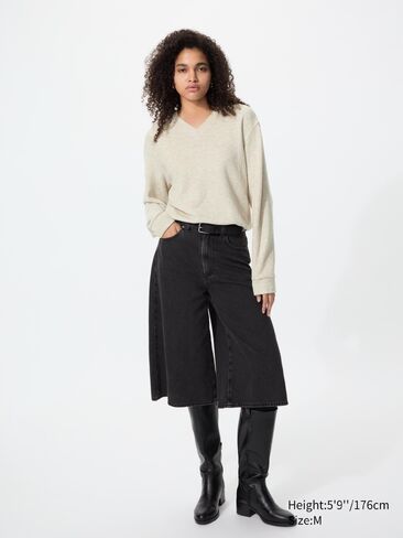 Uniqlo Ribbed Knitted Fleece V-Neck T in Kuwait