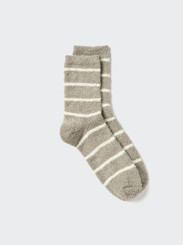 Uniqlo HEATTECH Fluffy Striped Socks in Kuwait