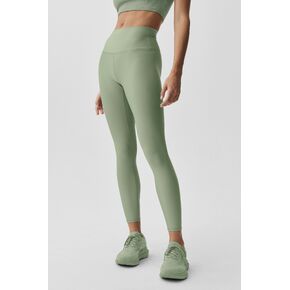 Alo Yoga 7/8 High-Waist Airlift Legging - Dune Grass in Saudi Arabia