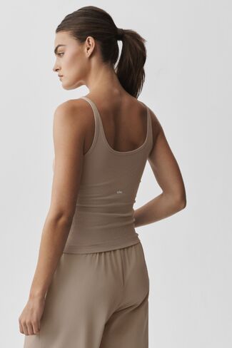 Alo Yoga Ribbed Adore Tank - Gravel in Kuwait