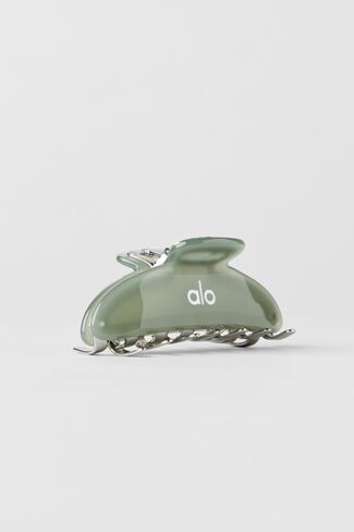 Alo Yoga Acrylic Illusion Claw Clip - Dune Grass/Chrome - Dune Grass/Chrome / One Size in Kuwait