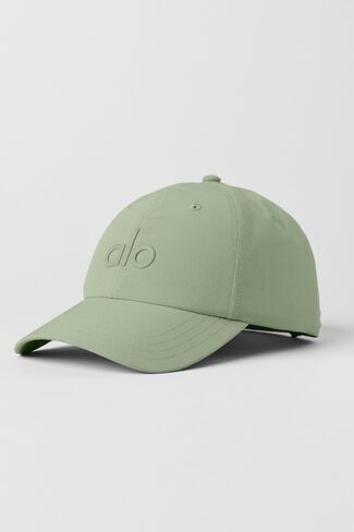 Alo Yoga Performance Off-Duty Cap - Dune Grass - Dune Grass / One Size in Kuwait