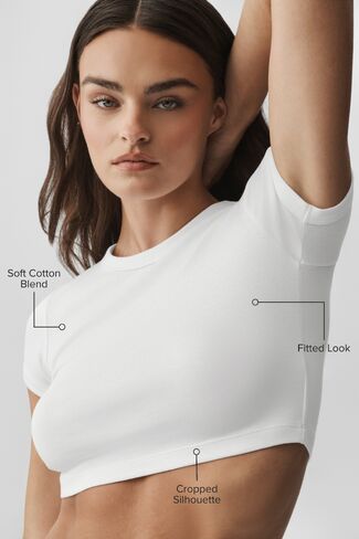 Alo Yoga Cropped Timeless Tee - White in Saudi Arabia