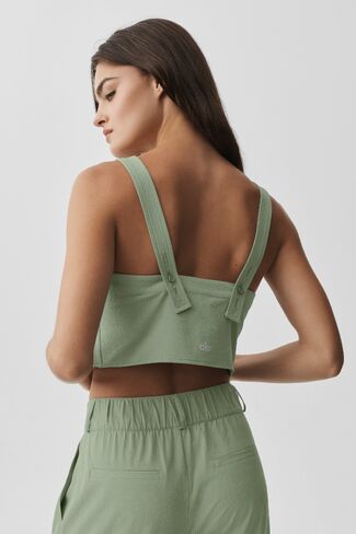 Alo Yoga Cropped Dreamscape Tank - Dune Grass in Kuwait