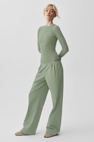 Alo Yoga Ribbed Modal Long Sleeve - Dune Grass in Saudi Arabia