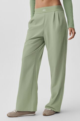 Alo Yoga Suit Up Trouser (Regular) - Dune Grass in Kuwait
