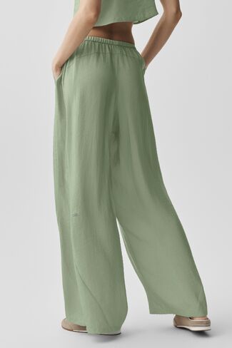 Alo Yoga Semi-Sheer Golden Hour High-Waist Straight Leg Pant - Dune Grass in Kuwait