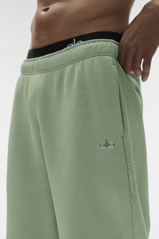 Alo Yoga Accolade Straight Leg Sweatpant - Dune Grass in Kuwait
