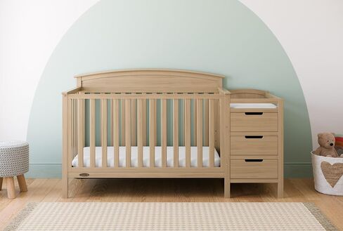 Graco Benton 4-in-1 Convertible Crib and Changer – GREENGUARD Gold Certified, Crib & Changing-Table Combo, Water-Resistant Changing Pad, Converts to Toddler Bed, Daybed and Full-Size Bed (Driftwood) | GREENGUARD Gold Certified, Baby Crib & Changing Table  in Kuwait