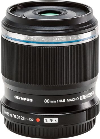 Olympus M.Zuiko Digital ED 30mm f/3.5 Macro Lens for Micro Four Thirds, 1.25x Magnification (Bundle) in Kuwait