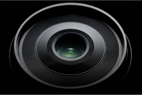 Olympus M.Zuiko Digital ED 30mm f/3.5 Macro Lens for Micro Four Thirds, 1.25x Magnification (Bundle) in Kuwait