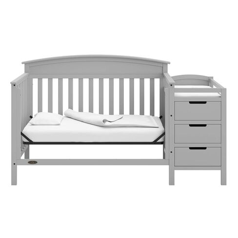 Graco Benton 4-in-1 Convertible Crib and Changer – GREENGUARD Gold Certified, Crib & Changing-Table Combo, Water-Resistant Changing Pad, Converts to Toddler Bed, Daybed and Full-Size Bed (Pebble Gray) | GREENGUARD Gold Certified, Baby Crib & Changing Tabl in Kuwait