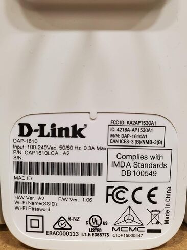 موسع نطاق شبكة Wi-Fi من D-Link AC1200 - يغطي ما يصل إلى 1550 قدم مربع و30 جهازًا - نطاق مزدوج، شبكة، نقطة وصول، منفذ إيثرنت، إعداد التطبيق (DAP-1610/RE) (متجدد) in Saudi Arabia