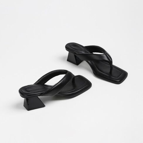 Thong Sandals for Women Slip On Low Block Chunky Heels Square Toe Flip Flops for Women Summer Comfortable Beach Slides in Kuwait