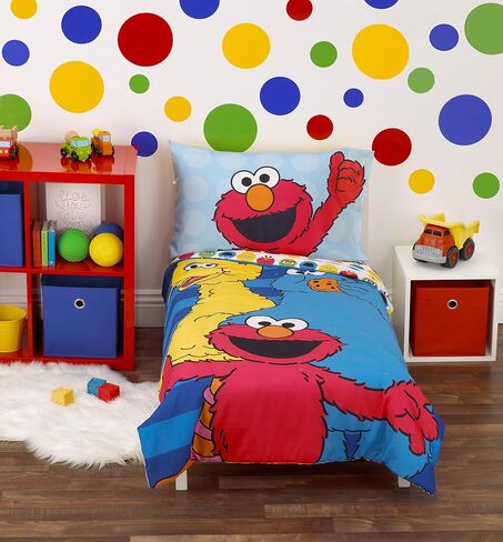 Sesame Street Best Friends Blue, Red, Yellow 4Piece Toddler Bed Set - Comforter, Fitted Bottom Sheet, Flat Top Sheet, Reversible Pillowcase, Blue, Red, Yellow, Green in Kuwait