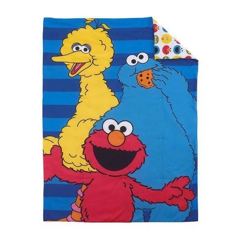 Sesame Street Best Friends Blue, Red, Yellow 4Piece Toddler Bed Set - Comforter, Fitted Bottom Sheet, Flat Top Sheet, Reversible Pillowcase, Blue, Red, Yellow, Green in Kuwait