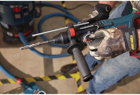Bosch GBH18V-26DK25 18V EC Brushless SDS-plus® Bulldog™ 1 In. Rotary Hammer Kit with (2) CORE18V 4 Ah Advanced Power Batteries in Kuwait