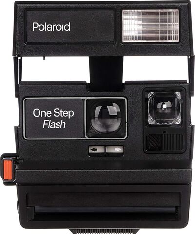 Polaroid One Step Flash Instant Film Camera – Vintage 600 Type – Built-in Flash & Fixed Focus Lens – Refurbished Classic (Renewed) in Kuwait