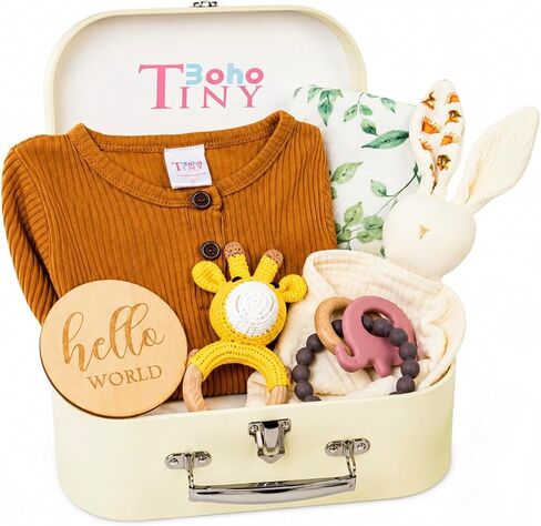 6 Piece Baby Gift Basket, Baby Shower Gifts Piece, Baby Gift Set, 0-12 Months, New Baby Girl/Boy Gift, Newborn Gift Set With Soft Muslin blanket, Soft Bunny, Teether, Giraffe Baby Rattle, Onesie in Kuwait