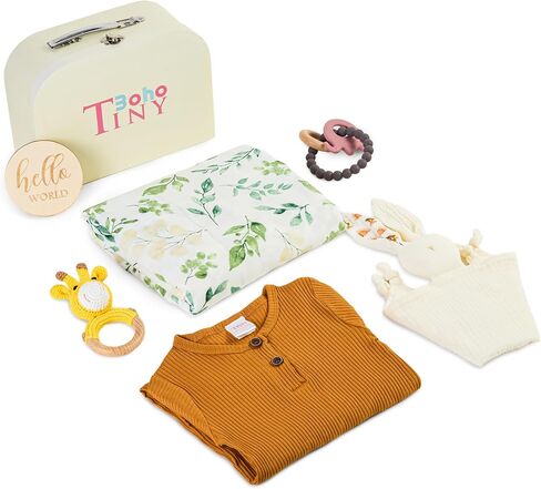6 Piece Baby Gift Basket, Baby Shower Gifts Piece, Baby Gift Set, 0-12 Months, New Baby Girl/Boy Gift, Newborn Gift Set With Soft Muslin blanket, Soft Bunny, Teether, Giraffe Baby Rattle, Onesie in Kuwait