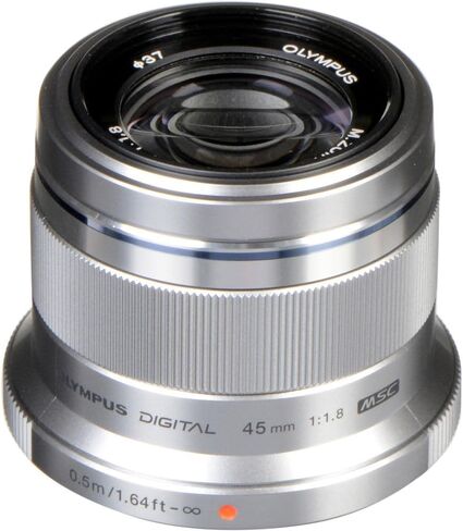 Olympus M.Zuiko Digital 45mm f/1.8 Lens Silver for Micro Four Thirds Cameras Portrait Prime Lens (Bundle) in Kuwait