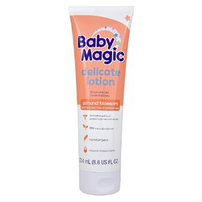 Baby Magic Delicate Wash, Almond Blossom Light Scent, 8.6 oz | Cleanses Baby, Tear-Free, Camellia & Coconut Oil, Dermatologist Recommended, Hypoallergenic in Kuwait