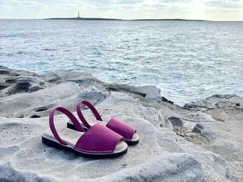 tittimitti Women's Avarcas Sandals – Handmade in Menorca, Spain – Genuine Spanish Leather Upper – Orthopedic Leather Insole – Ultra-Light Outsole – Elegant, Timeless Style in Kuwait