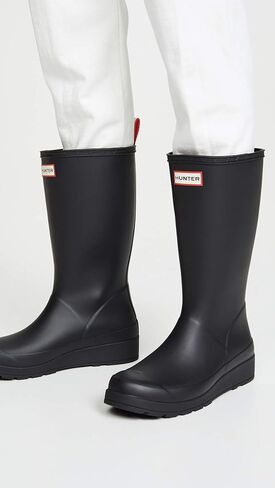 Hunter Women's Play Tall Rain Boot, Black, 7 in Kuwait