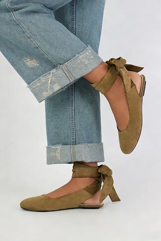 Lace up Ballet Flats for Women Closed Round Toe Slingback Flats with Ankle Strap Comfortable Casual Dressy Ballerina Shoes in Kuwait