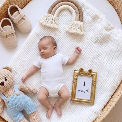 Novabright Baby Monthly Milestone Photo Frame Set, Gold Resin Picture Frame with 13 Newborn Milestone Cards Nursery Decor, Keepsake Gift for Newborn(Bow Rectangle) in Kuwait