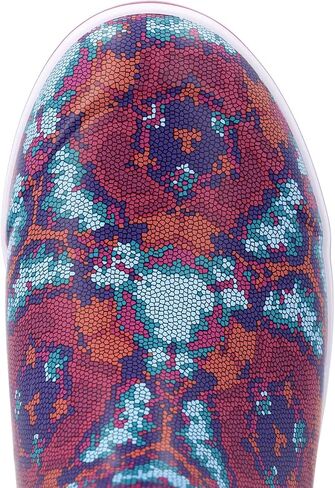 Xtratuf Women's 6 Inch Ankle Deck Boot, Kaleidoscope Scales Purple, Size 8 in Kuwait